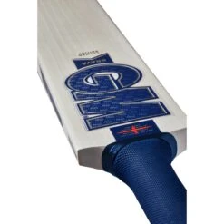 GM Brava 606 Cricket Bat -MR Cricket Hockey Brava Bat Face scaled 1