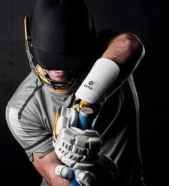 Escu Wrist Guard -MR Cricket Hockey Escu Wrist Guard Senior