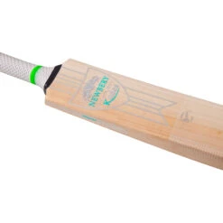 Kudos Players Junior Cricket Bat -MR Cricket Hockey Kudos Face 3