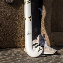 AH16 Limited Edition LB 60 Hockey Stick -MR Cricket Hockey Y1 AH16 Hockey Stick Close Up 2